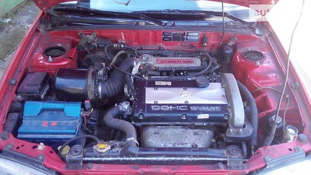 Hyundai Lantra 1992  випуску Дніпро з двигуном 1.6 л бензин седан механіка за 1600 долл. 