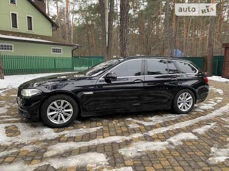 BMW 520 2016  випуску Київ з двигуном 2 л дизель універсал автомат за 23500 долл. 