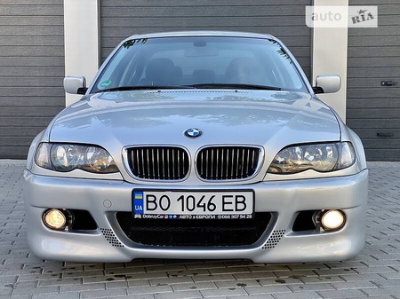 BMW 318 2004  випуску Тернопіль з двигуном 2 л бензин седан механіка за 5350 долл. 