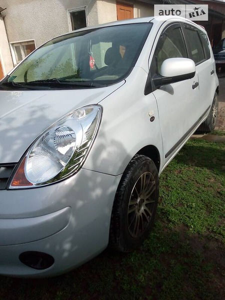 Nissan Note 2008  випуску Хмельницький з двигуном 0 л бензин хэтчбек механіка за 5000 долл. 