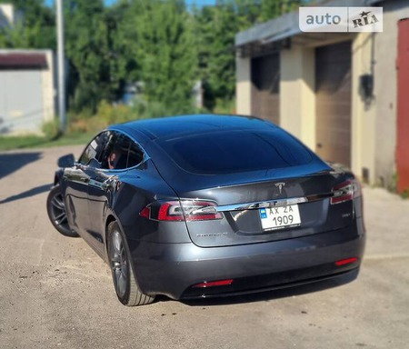Tesla S 2016  випуску Харків з двигуном 0 л електро ліфтбек автомат за 46000 долл. 