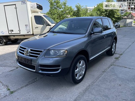 Volkswagen Touareg 2006  випуску Київ з двигуном 5 л дизель позашляховик автомат за 7800 долл. 