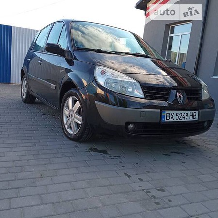 Renault Scenic 2004  випуску Хмельницький з двигуном 1.6 л бензин мінівен механіка за 4250 долл. 