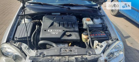 Chevrolet Lacetti 2006  випуску Луцьк з двигуном 1.6 л бензин седан механіка за 2650 долл. 