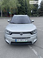 SsangYong XLV 2016 Київ 1.6 л  позашляховик автомат к.п.