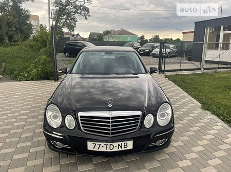 Mercedes-Benz E 320 2007  випуску Хмельницький з двигуном 3 л дизель седан автомат за 9400 долл. 