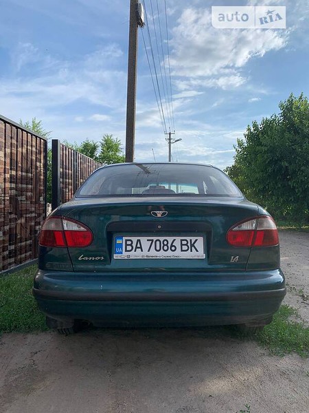 Daewoo Lanos 2007  випуску Черкаси з двигуном 1.4 л бензин седан механіка за 3000 долл. 