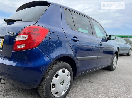 Skoda Fabia 2008  випуску Полтава з двигуном 0 л  хэтчбек  за 5500 долл. 