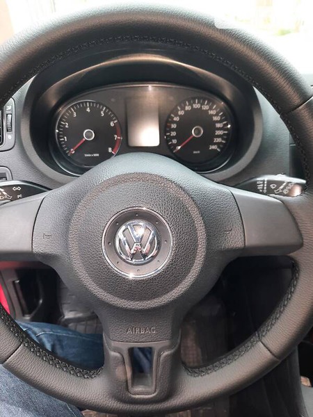 Volkswagen Polo 2011  випуску Львів з двигуном 0 л бензин хэтчбек  за 8300 долл. 