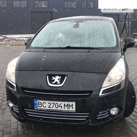 Peugeot 5008 2010  випуску Львів з двигуном 1.6 л бензин мінівен механіка за 7200 долл. 