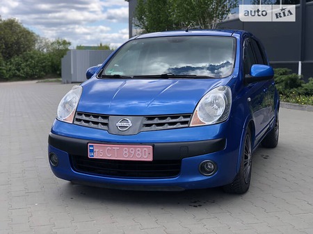 Nissan Note 2006  випуску Київ з двигуном 1.6 л бензин хэтчбек механіка за 5000 долл. 