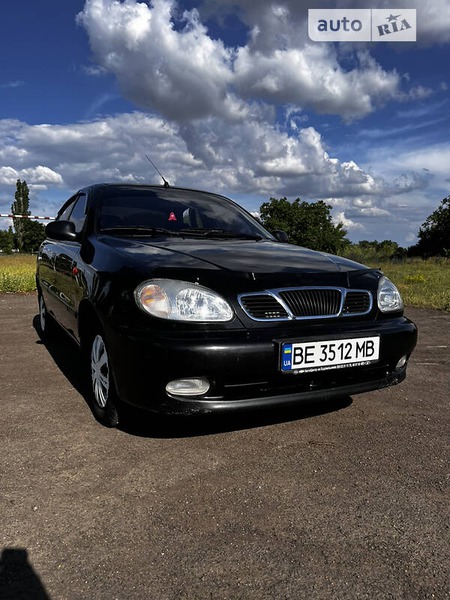 Daewoo Lanos 2008  випуску Миколаїв з двигуном 1.5 л  седан механіка за 3500 долл. 