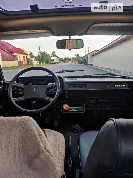 Lada 2105 1989  випуску Чернігів з двигуном 1.3 л бензин седан механіка за 900 долл. 