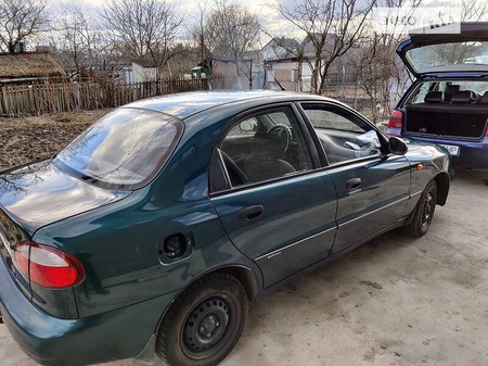 Daewoo Sens 2004  випуску Рівне з двигуном 0 л бензин седан механіка за 1750 долл. 