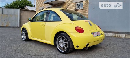Volkswagen Beetle 2001  випуску Київ з двигуном 2 л  купе механіка за 3900 долл. 