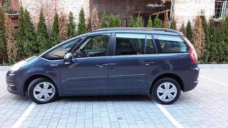 Citroen C4 Picasso 2010  випуску Львів з двигуном 1.6 л дизель мінівен  за 5600 долл. 