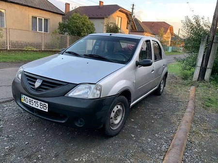 Dacia Logan 2007  випуску Ужгород з двигуном 1.4 л  седан механіка за 2800 долл. 