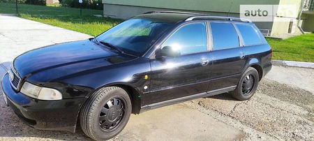 Audi A4 Limousine 1997  випуску Львів з двигуном 1.9 л дизель універсал механіка за 4200 долл. 