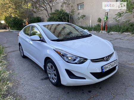 Hyundai Elantra 2014  випуску Одеса з двигуном 1.8 л бензин седан механіка за 9300 долл. 