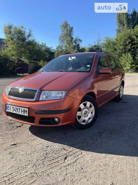 Skoda Fabia 2007  випуску Полтава з двигуном 1.4 л бензин універсал механіка за 4950 долл. 