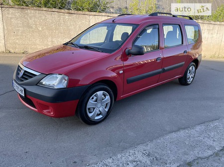 Dacia Logan MCV 2008  випуску Київ з двигуном 1.6 л бензин універсал механіка за 4700 долл. 