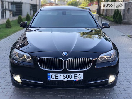 BMW 530 2010  випуску Чернівці з двигуном 3 л дизель седан механіка за 12300 долл. 