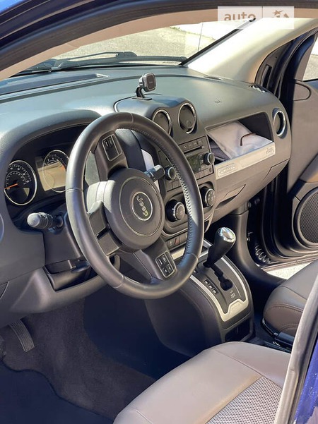 Jeep Compass 2014  випуску Черкаси з двигуном 2.4 л  позашляховик автомат за 12500 долл. 