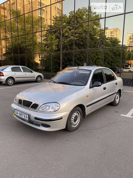 Daewoo Lanos 2007  випуску Київ з двигуном 1.5 л бензин седан механіка за 2300 долл. 