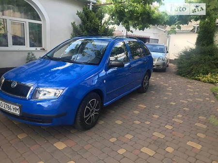 Skoda Fabia 2003  випуску Ужгород з двигуном 1.4 л бензин універсал механіка за 4100 долл. 