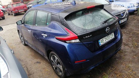 Nissan Leaf 2018  випуску Дніпро з двигуном 0 л електро хэтчбек автомат за 20990 долл. 