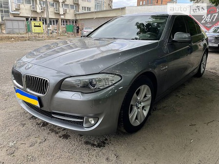 BMW 528 2012  випуску Чернівці з двигуном 2.8 л бензин седан автомат за 12000 долл. 