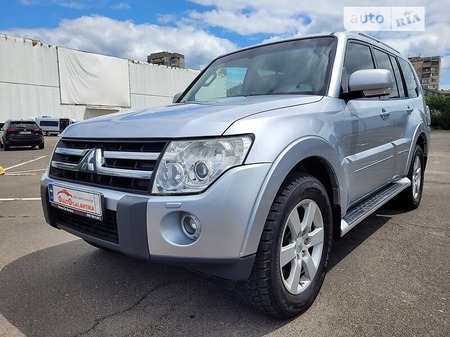 Mitsubishi Pajero 2008  випуску Одеса з двигуном 3.2 л дизель позашляховик автомат за 13000 долл. 