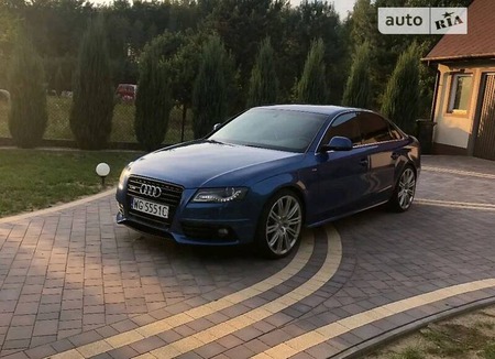 Audi A4 Limousine 2008  випуску Миколаїв з двигуном 2.7 л дизель седан автомат за 6550 долл. 