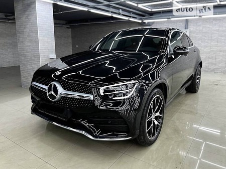 Mercedes-Benz GLC 220 2021  випуску Київ з двигуном 2.2 л дизель позашляховик автомат за 67000 долл. 