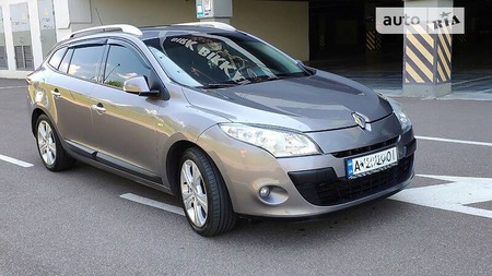 Renault Megane 2011  випуску Київ з двигуном 1.5 л дизель універсал механіка за 7900 долл. 