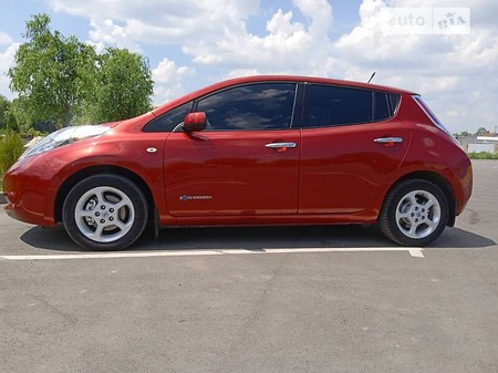 Nissan Leaf 2012  випуску Вінниця з двигуном 0 л електро седан автомат за 11200 долл. 