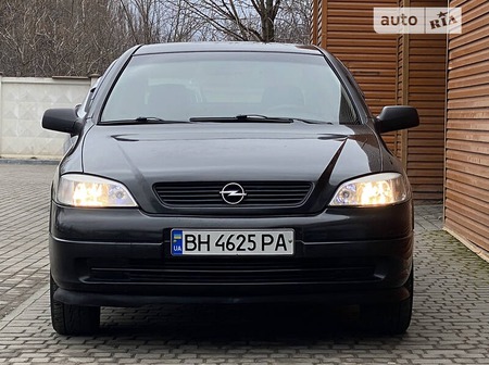 Opel Astra 2008  випуску Одеса з двигуном 1.4 л бензин седан механіка за 3700 долл. 