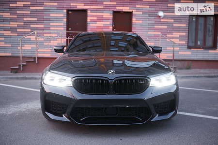 BMW M5 2019  випуску Львів з двигуном 4.4 л  седан автомат за 88000 долл. 