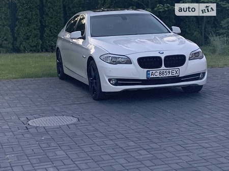 BMW 528 2013  випуску Луцьк з двигуном 2 л бензин седан автомат за 13800 долл. 