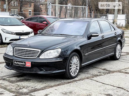 Mercedes-Benz S 600 2003  випуску Харків з двигуном 6 л бензин седан автомат за 7990 долл. 