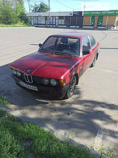 BMW 316 1980  випуску Харків з двигуном 1.6 л  купе механіка за 36000 грн. 