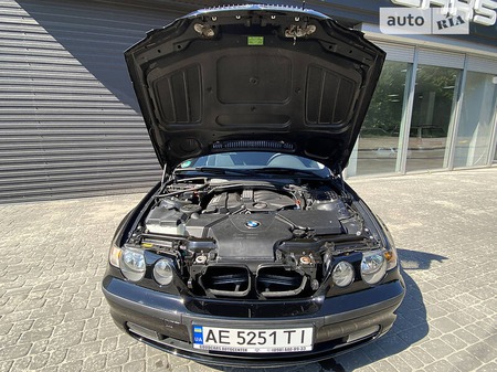 BMW 316 2003  випуску Дніпро з двигуном 0 л бензин хэтчбек механіка за 4000 долл. 