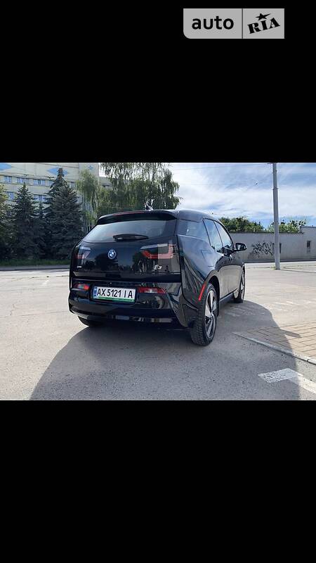 BMW i3 2017  випуску Київ з двигуном 0 л електро хэтчбек автомат за 20800 долл. 