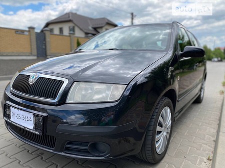 Skoda Fabia 2005  випуску Луцьк з двигуном 1.4 л дизель універсал механіка за 3200 долл. 