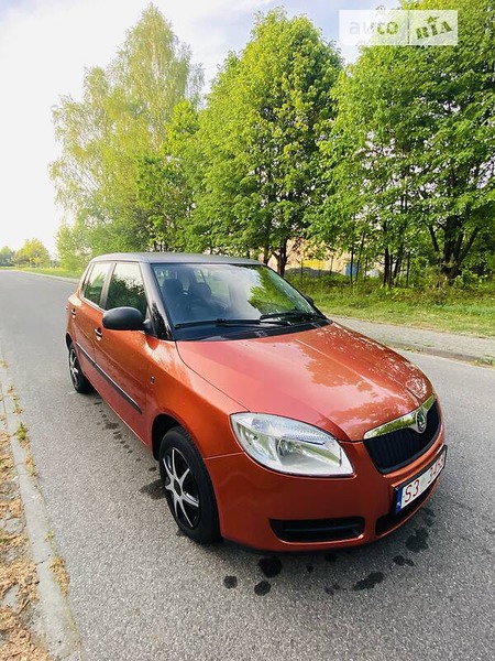 Skoda Fabia 2009  випуску Львів з двигуном 1.2 л бензин хэтчбек механіка за 5700 долл. 