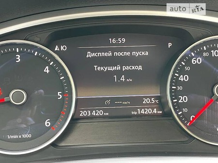 Volkswagen Touareg 2012  випуску Київ з двигуном 3 л дизель позашляховик автомат за 22900 долл. 