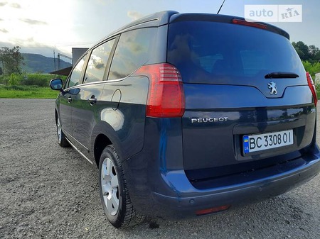 Peugeot 5008 2013  випуску Львів з двигуном 1.6 л  універсал механіка за 8650 долл. 