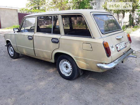 Lada 2102 1975  випуску Одеса з двигуном 0 л бензин універсал механіка за 600 долл. 