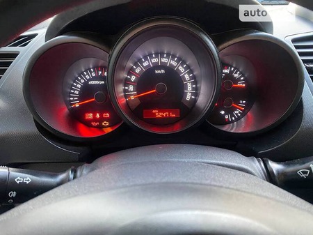 KIA Soul 2011  випуску Одеса з двигуном 0 л бензин хэтчбек механіка за 8200 долл. 