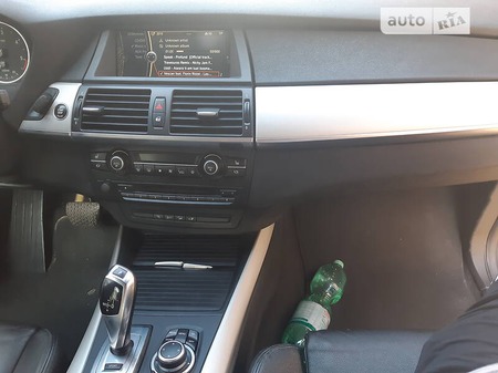 BMW X5 2011  випуску Чернівці з двигуном 3 л дизель позашляховик автомат за 18300 долл. 